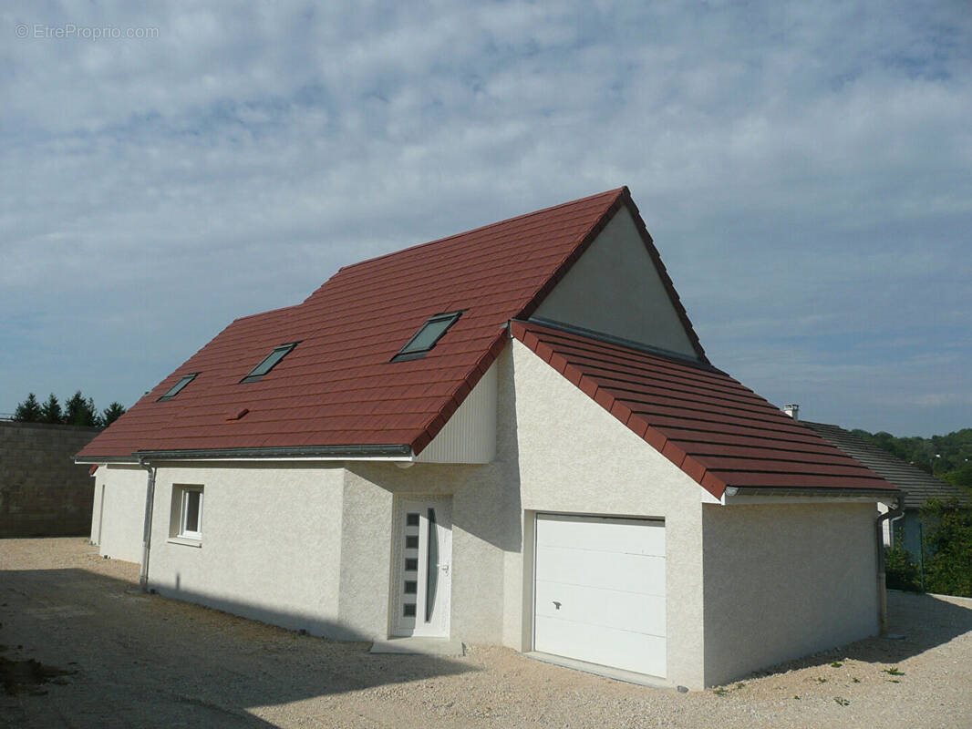Maison à vendre, 131m², Dole