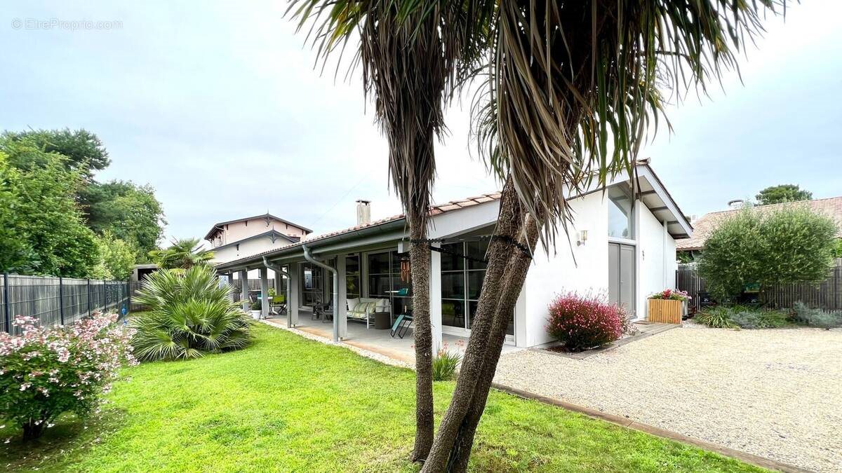 Maison à vendre, 132m², Gujan-Mestras
