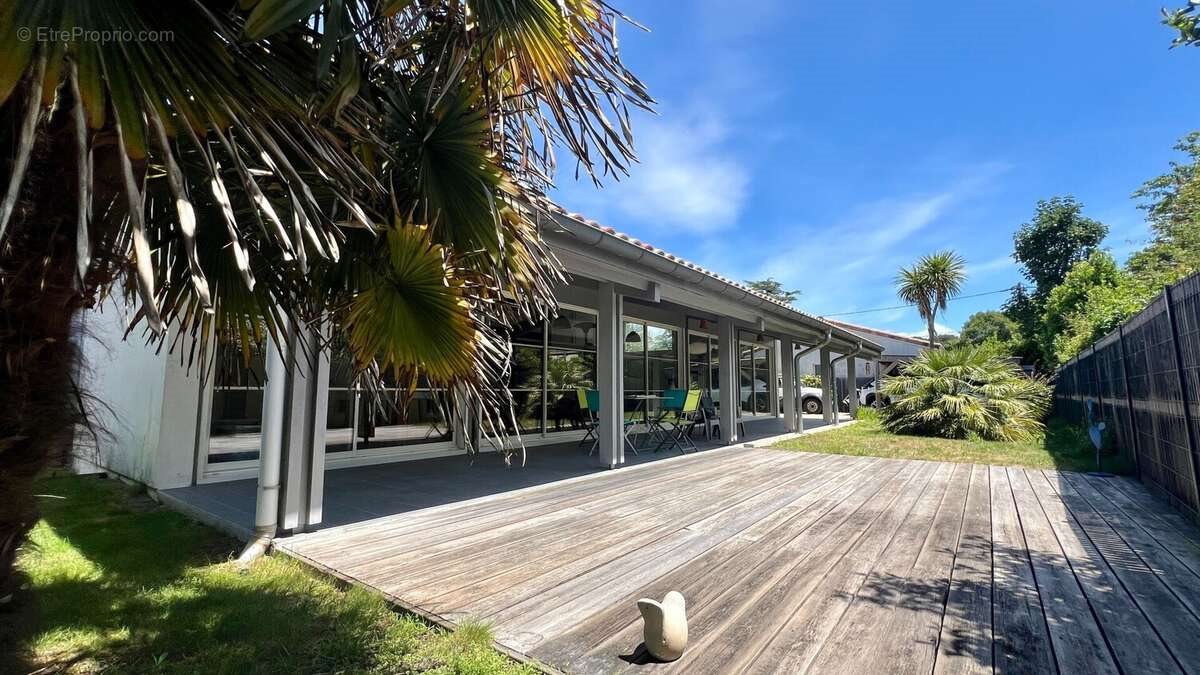 Maison à vendre, 132m², Gujan-Mestras