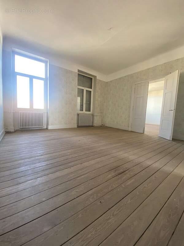 Appartement à vendre, 230m², Dieuze