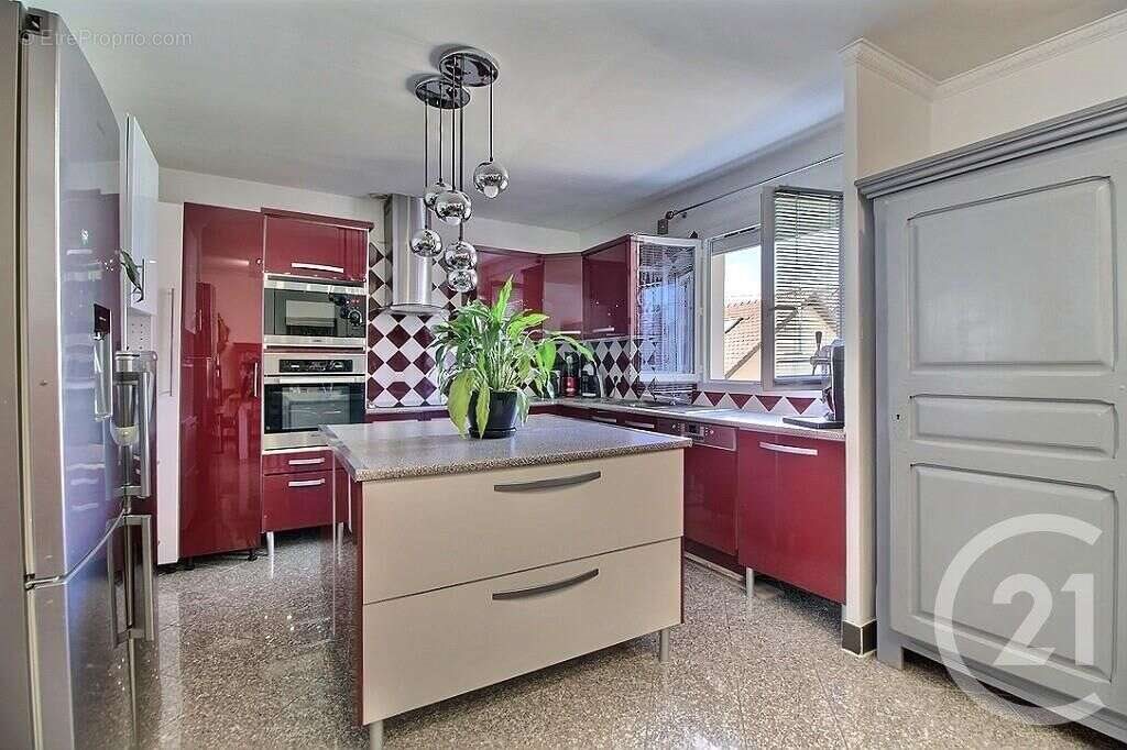 Maison à vendre, 247m², Aulnay-sous-Bois
