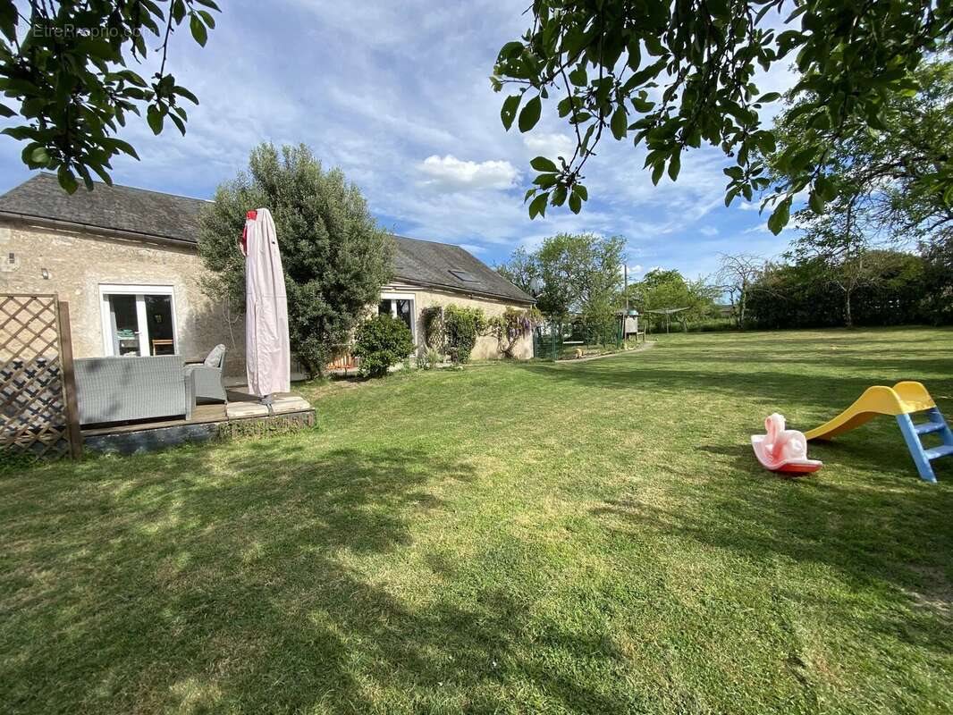 Maison à vendre, 174m², Leignes-sur-Fontaine