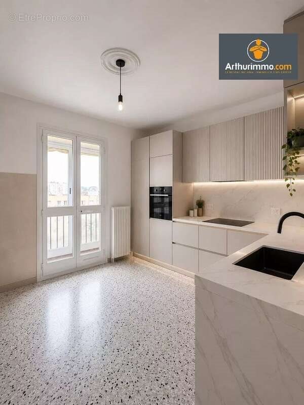Appartement à vendre, 69m², Ajaccio