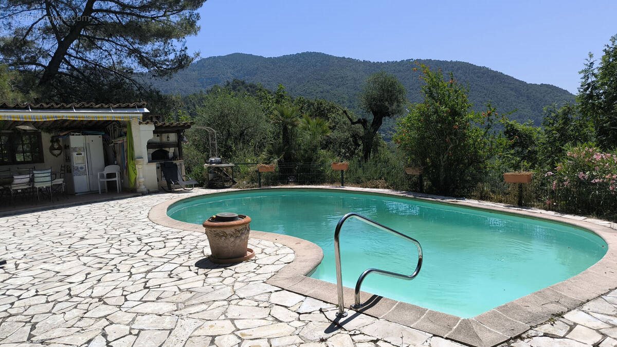 Maison à vendre, 90m², Levens