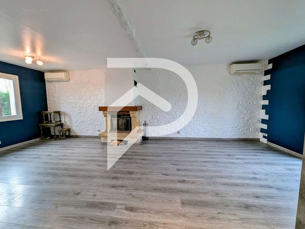 Maison à vendre, 90m², Andeville