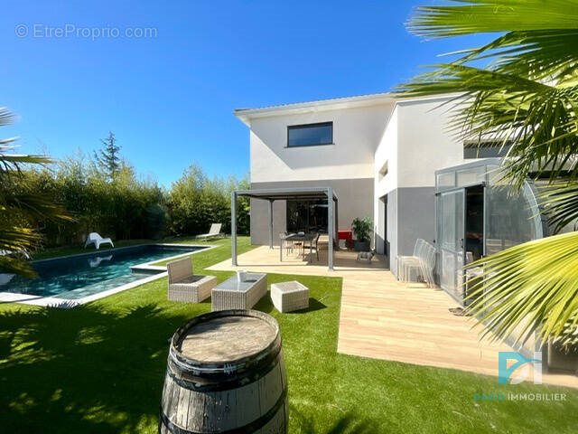 Maison à vendre, 220m², Servian