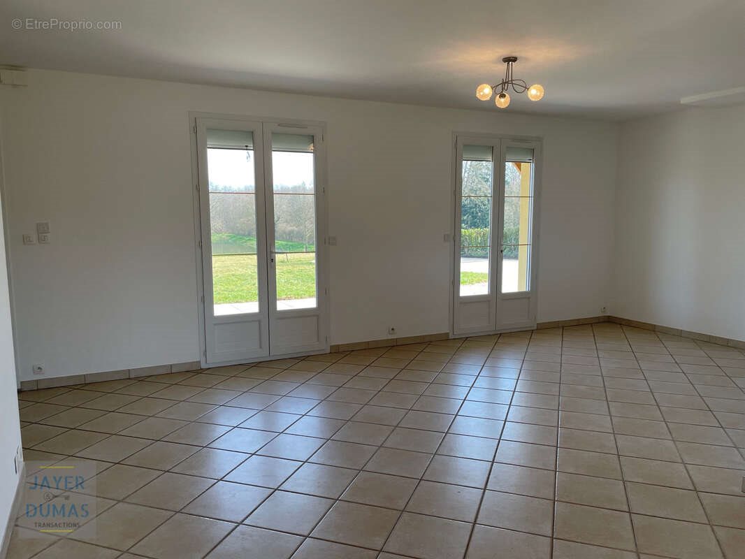 Maison à vendre, 97m², Saint-Martin-en-Bresse