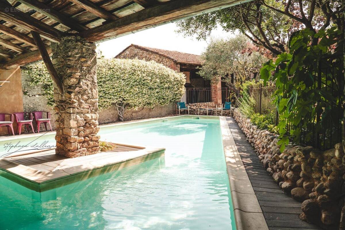 Maison à vendre, 459m², Cardet