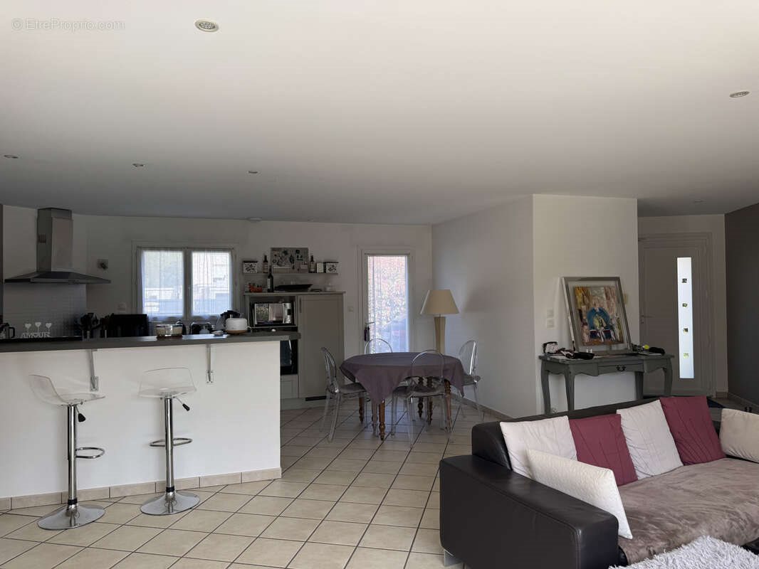 Maison à vendre, 127m², Saint-Aubin-de-Médoc