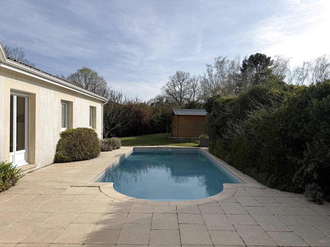 Maison à vendre, 127m², Saint-Aubin-de-Médoc