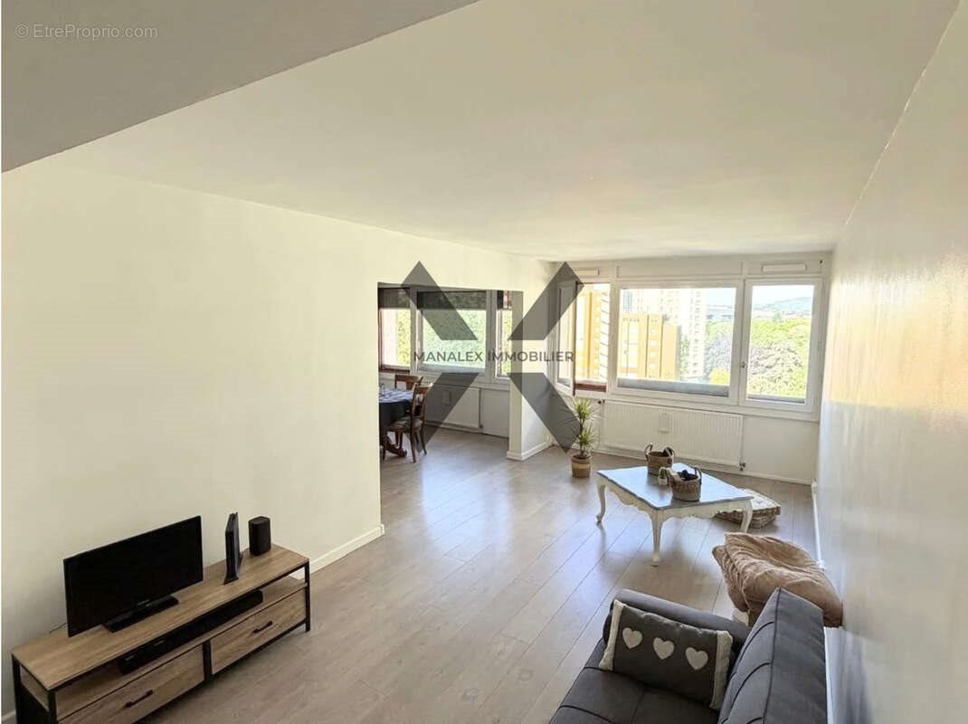 Appartement à vendre, 145m², Saint-Étienne