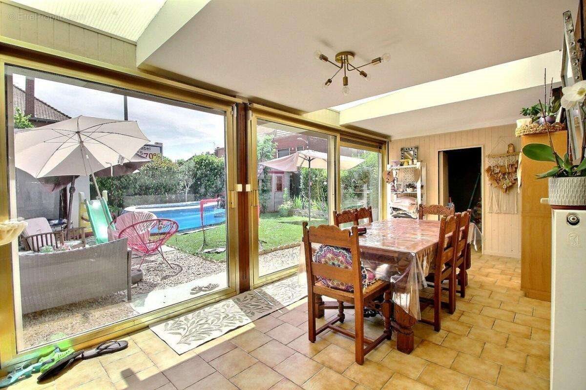 Maison à vendre, 137m², Marquette-lez-Lille