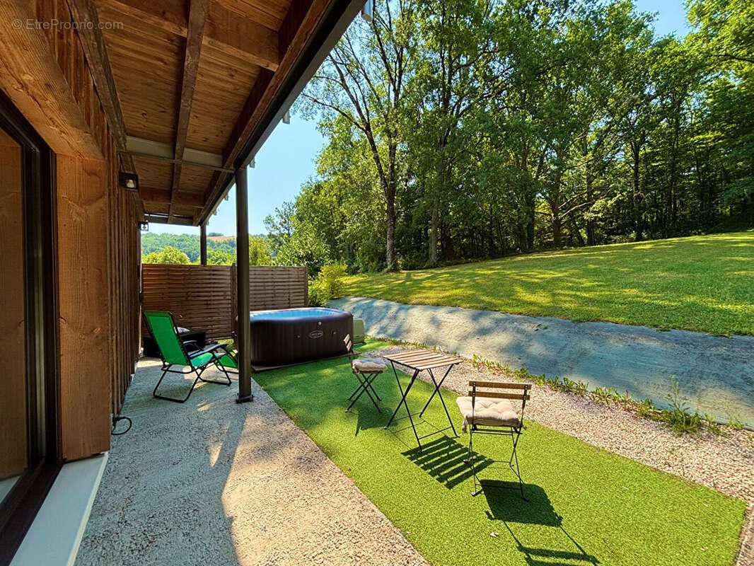 Maison à vendre, 153m², Terrasson-Lavilledieu