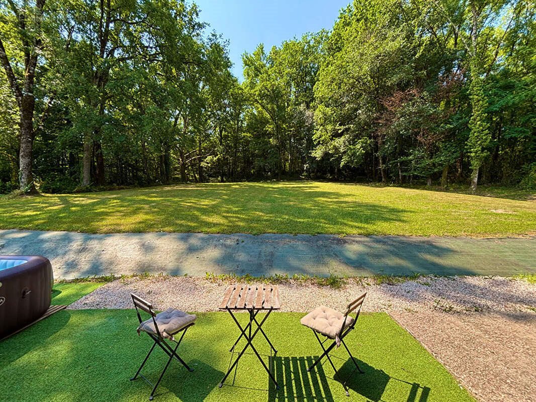 Maison à vendre, 153m², Terrasson-Lavilledieu