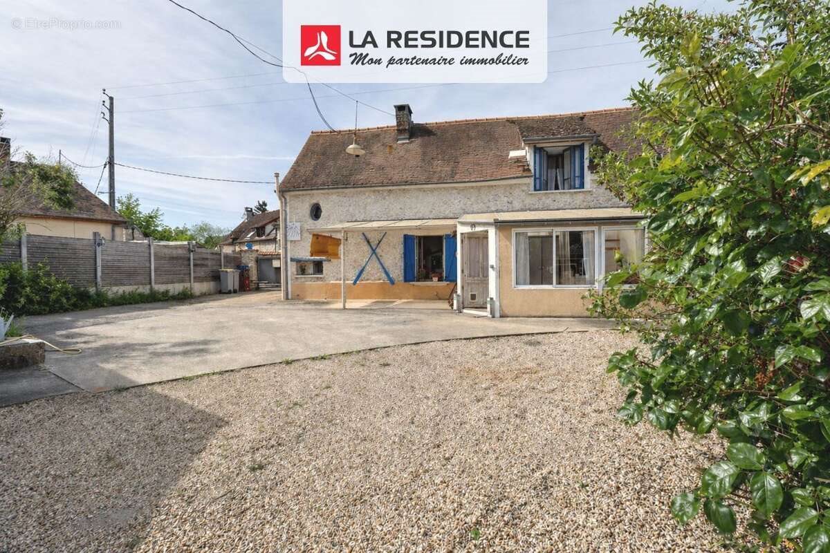 Maison à vendre, 110m², Bueil