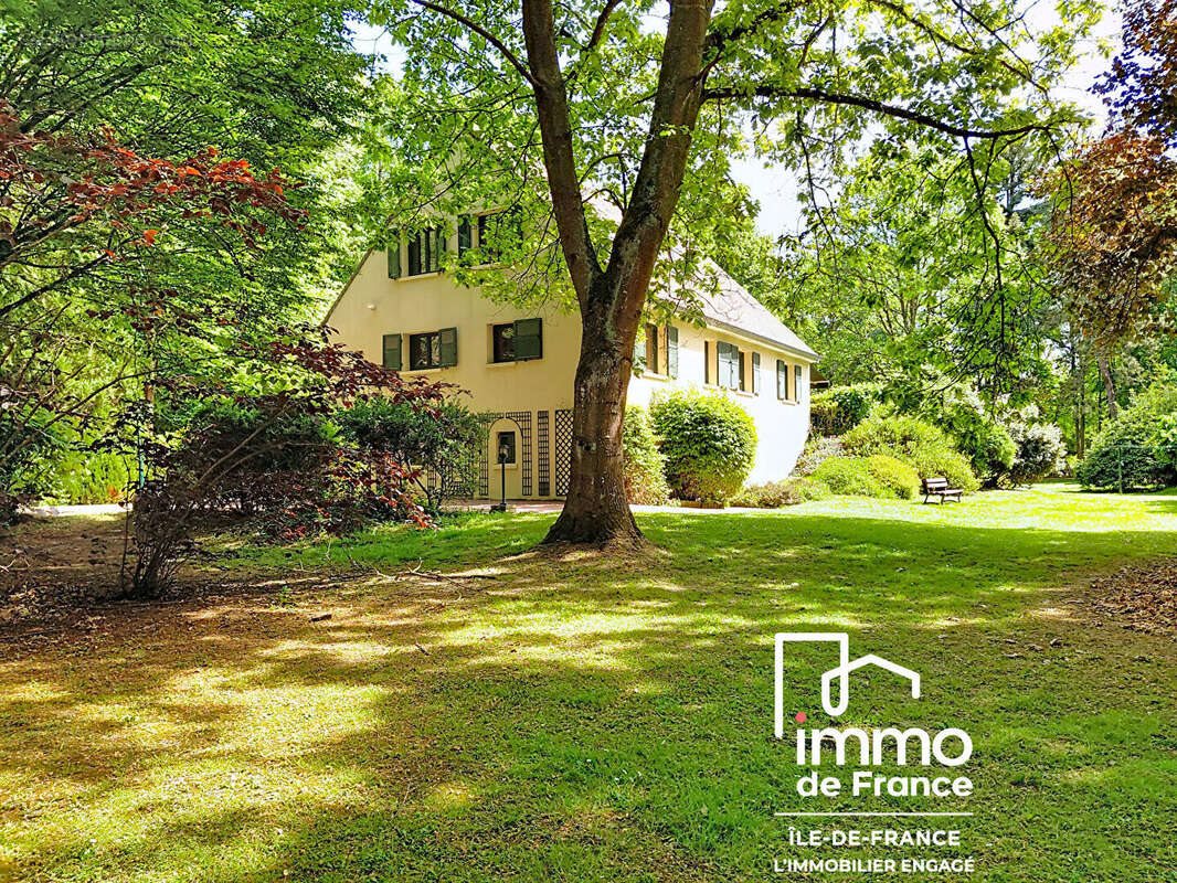 Maison à vendre, 192m², Saint-Prest