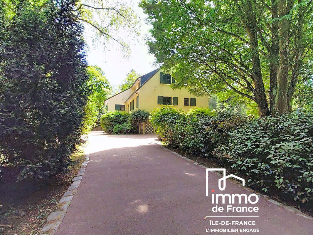 Maison à vendre, 192m², Saint-Prest
