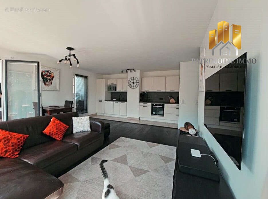 Appartement à vendre, 76m², Cergy