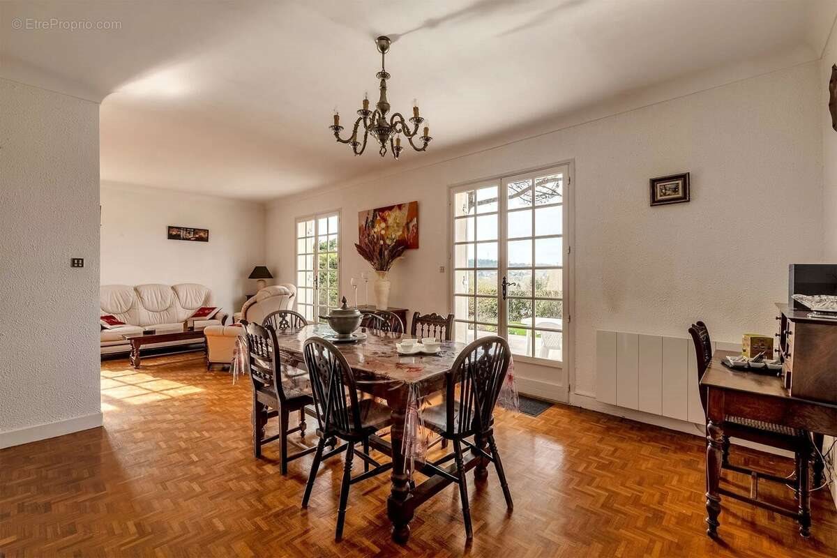 Maison à vendre, 146m², Le Bugue