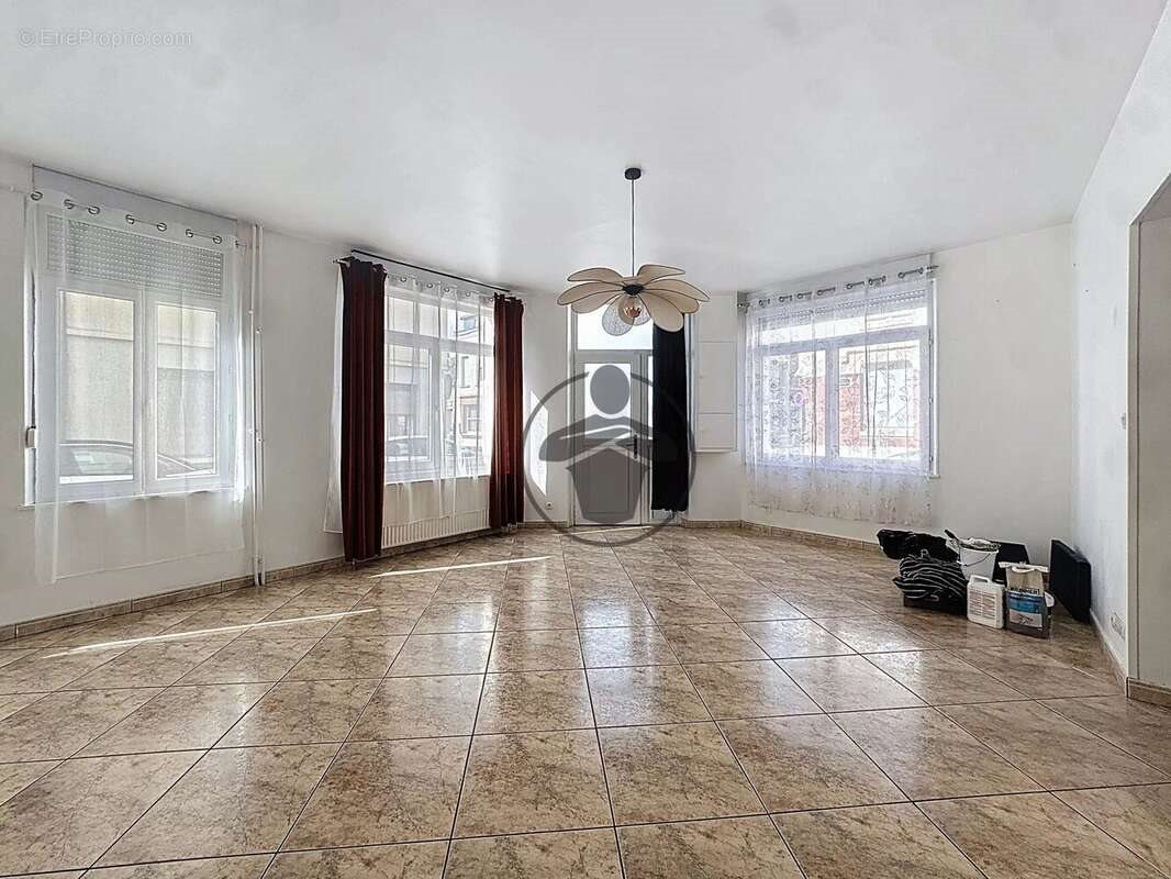 Maison à vendre, 128m², Saint-Quentin