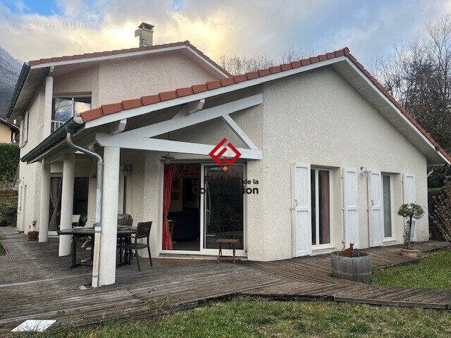 Maison à vendre, 135m², Saint-Ismier