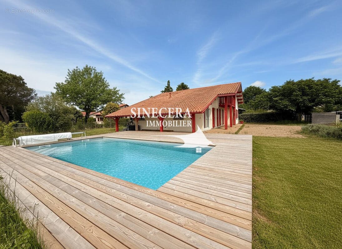 Maison à vendre, 137m², Sanguinet