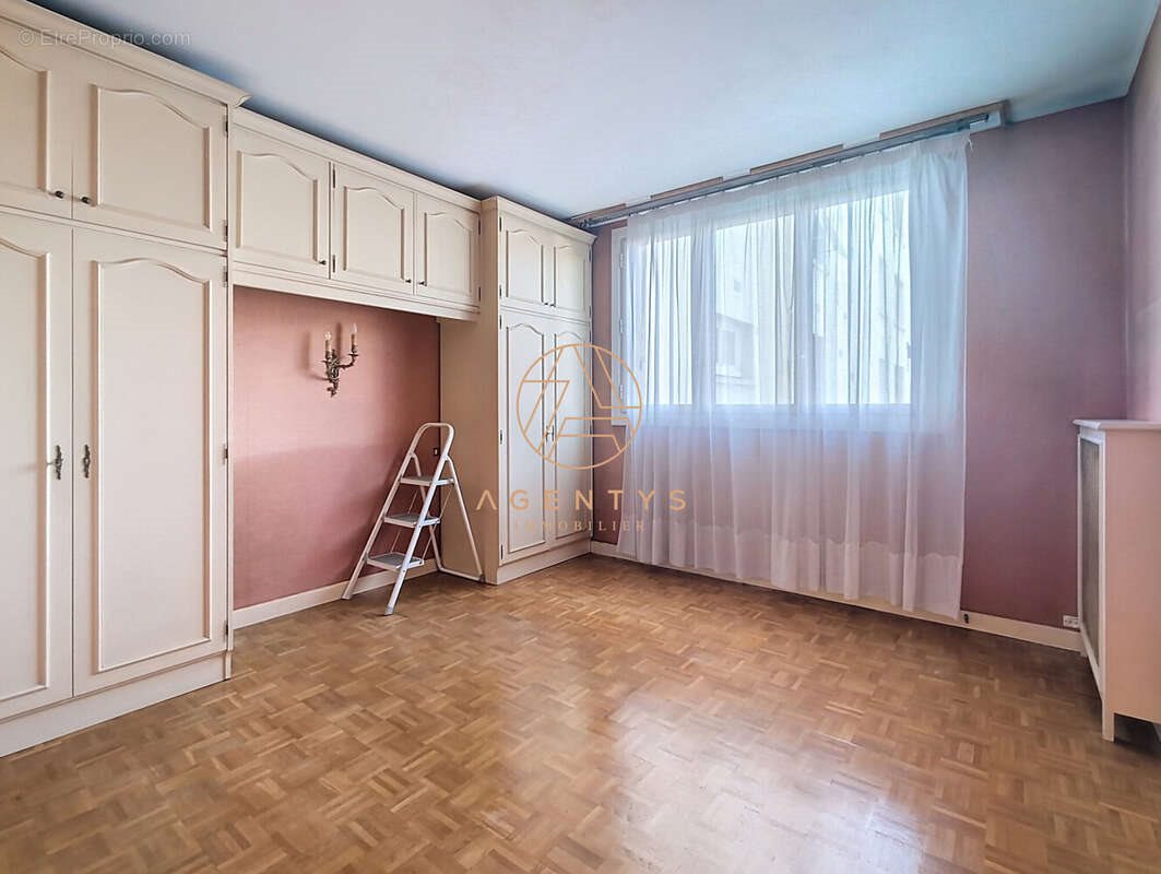 Appartement à vendre, 63m², Saint-Maur-des-Fossés