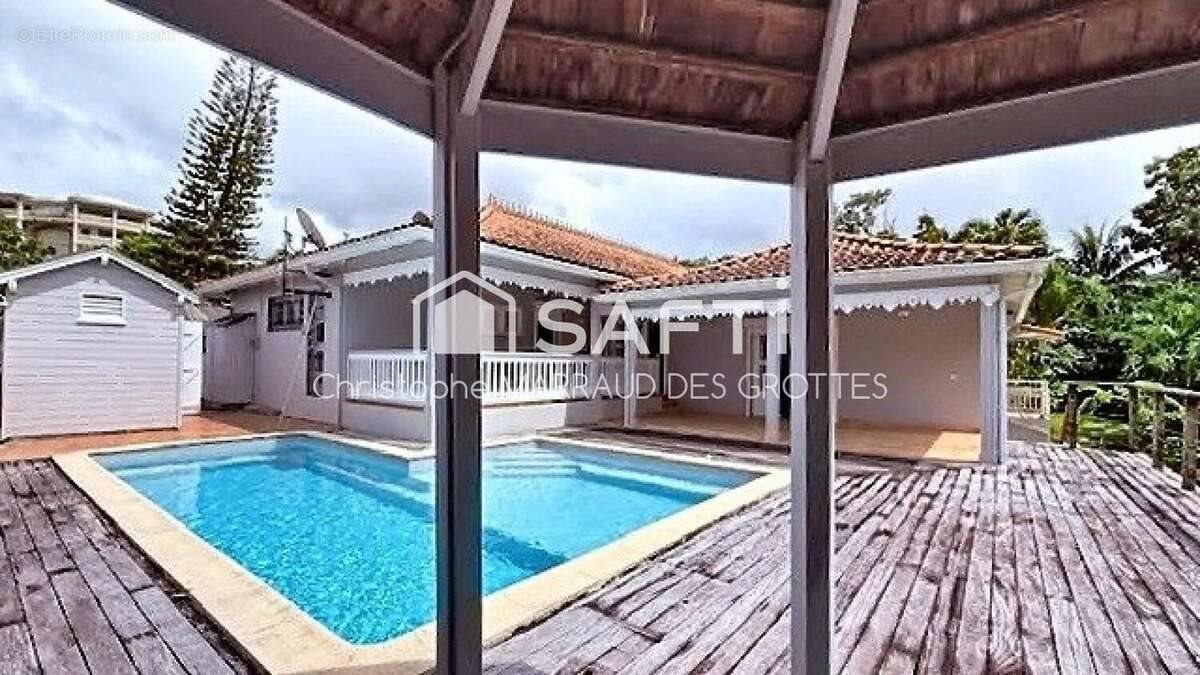 Maison à vendre, 231m², Fort-de-France