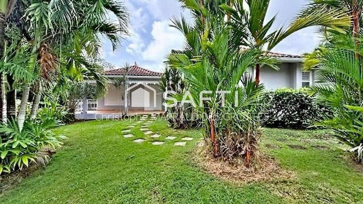 Maison à vendre, 231m², Fort-de-France