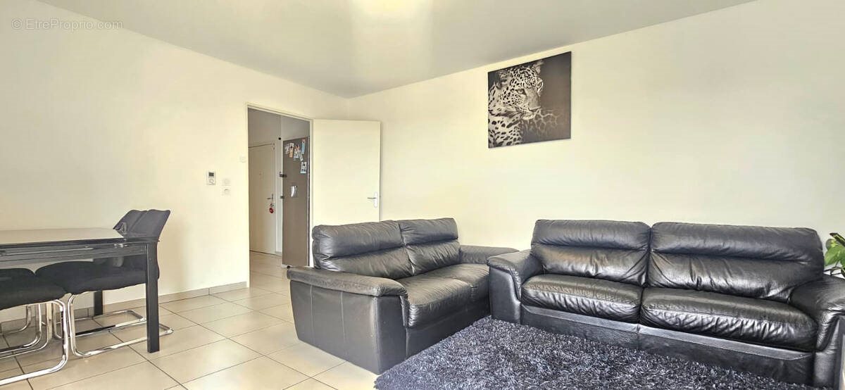 Appartement à vendre, 81m², Vénissieux