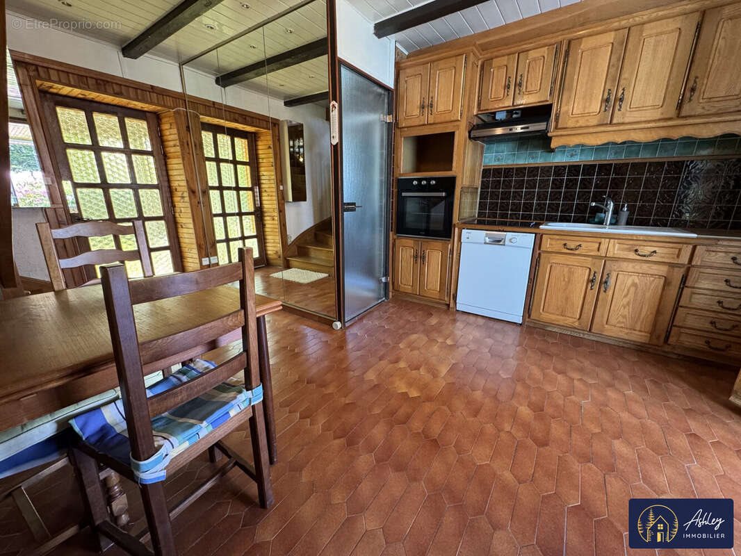Maison à vendre, 45m², Ydes