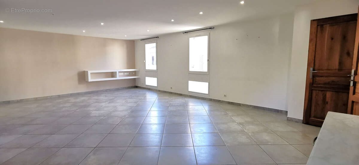 Appartement à vendre, 104m², Cassis
