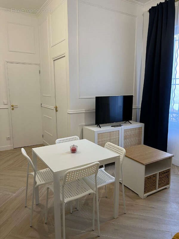 Appartement à vendre, 30m², Aubervilliers