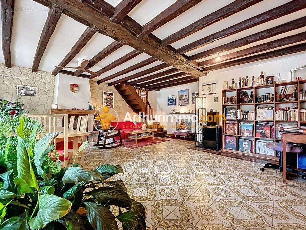Maison à vendre, 120m², Jouy-le-Moutier