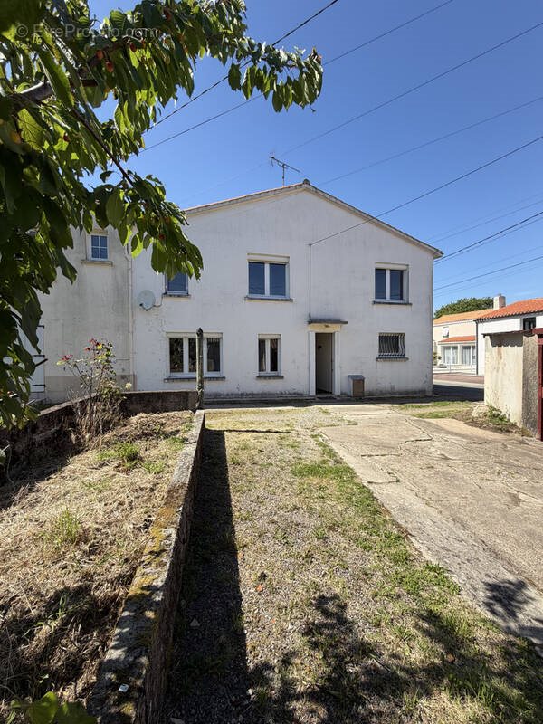Maison à vendre, 93m², Aizenay