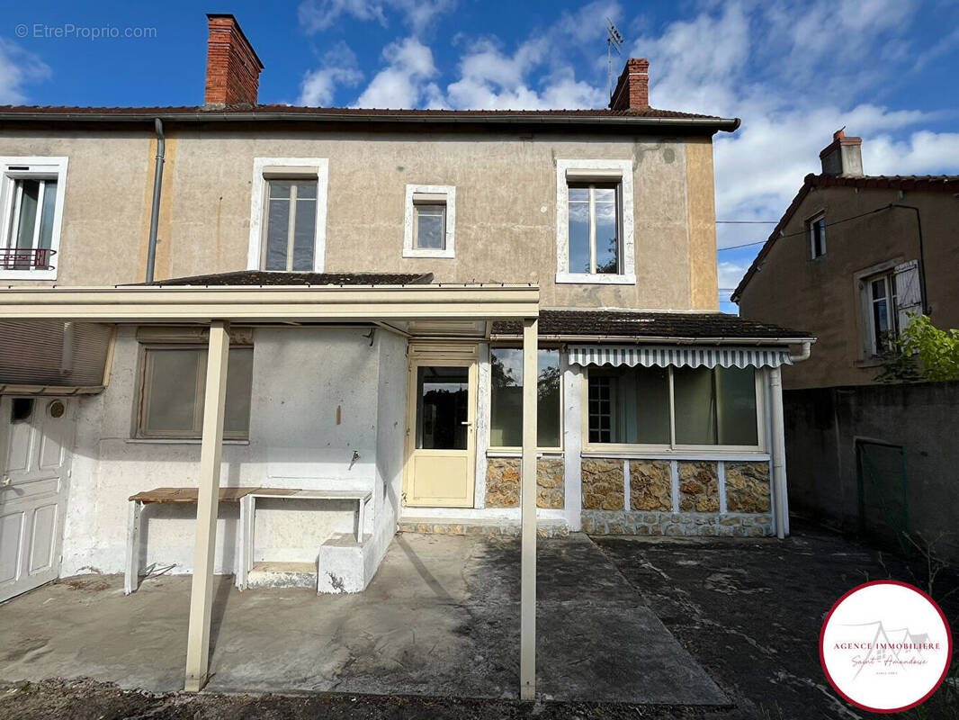 Maison à vendre, 112m², Saint-Amand-Montrond
