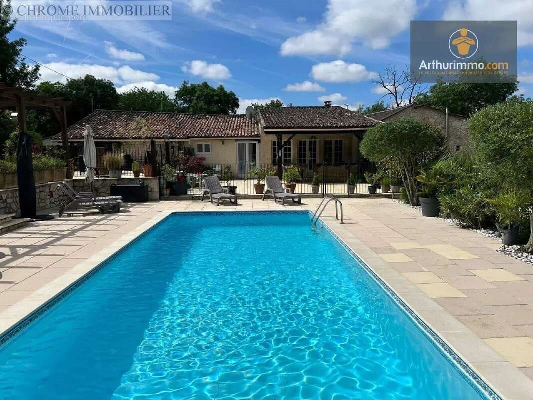 Maison à vendre, 289m², Duras