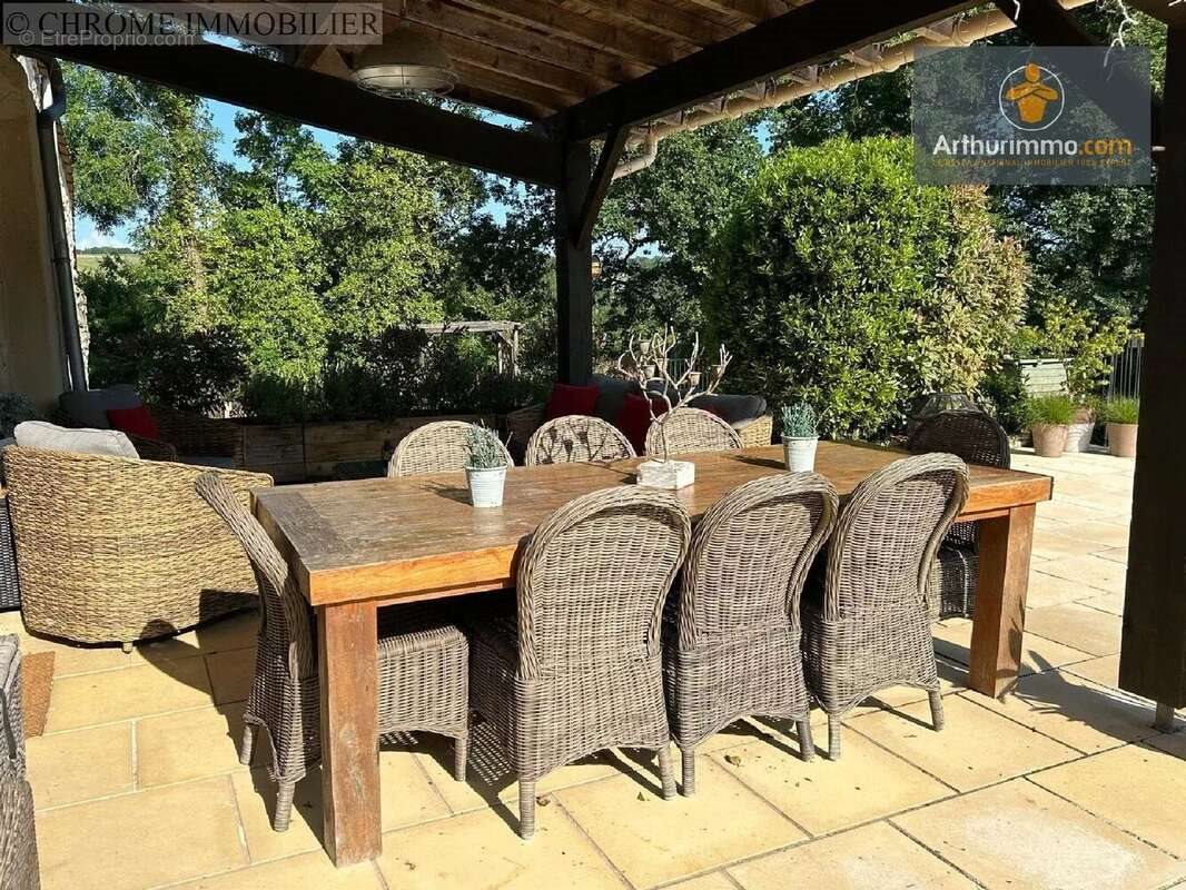 Maison à vendre, 289m², Duras