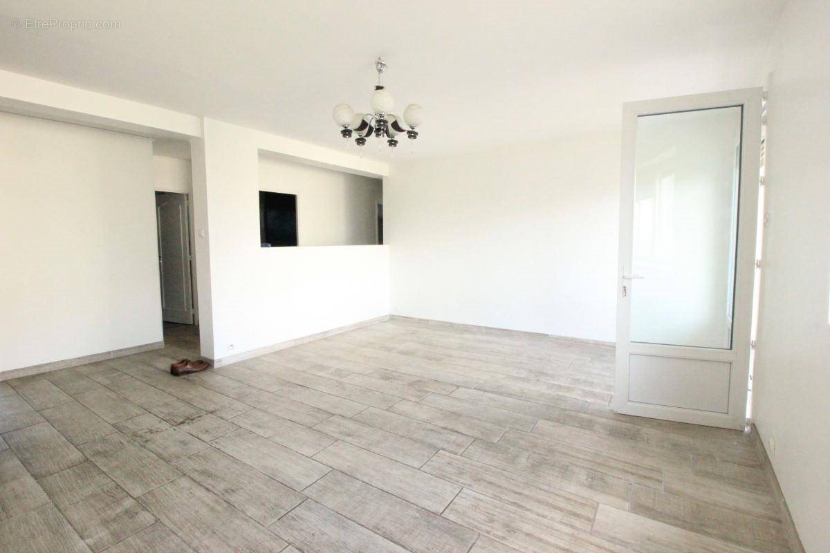 Appartement à vendre, 81m², Mâcon