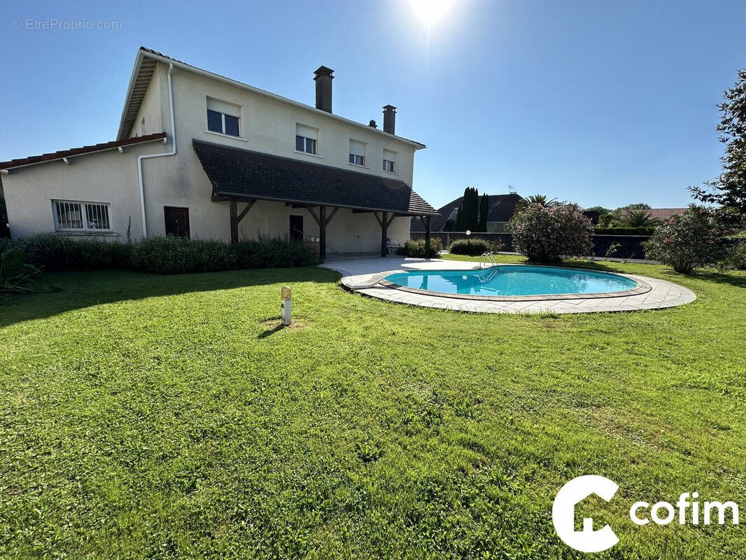 Maison à vendre, 300m², Pau