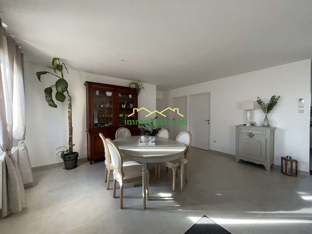 Maison à vendre, 135m², Neuilly-en-Thelle