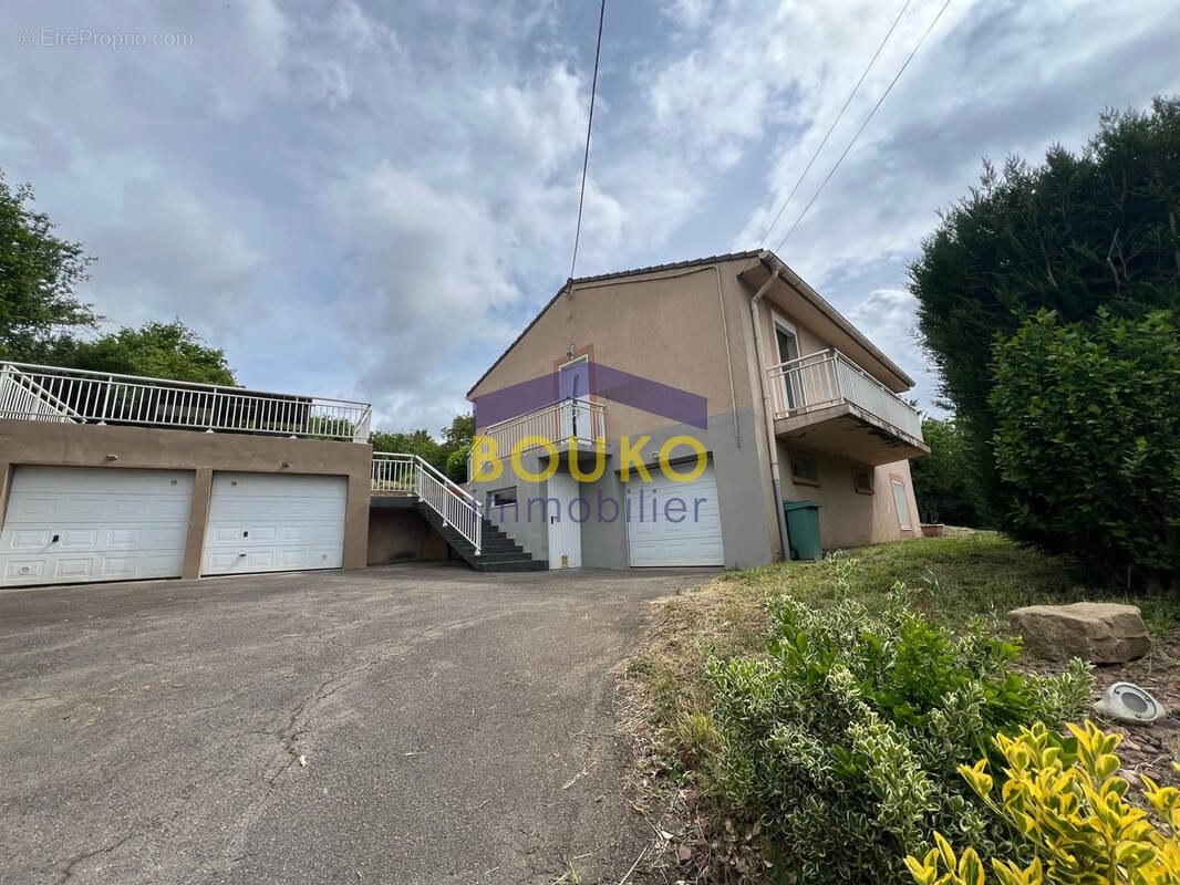 Maison à vendre, 90m², Neuves-Maisons
