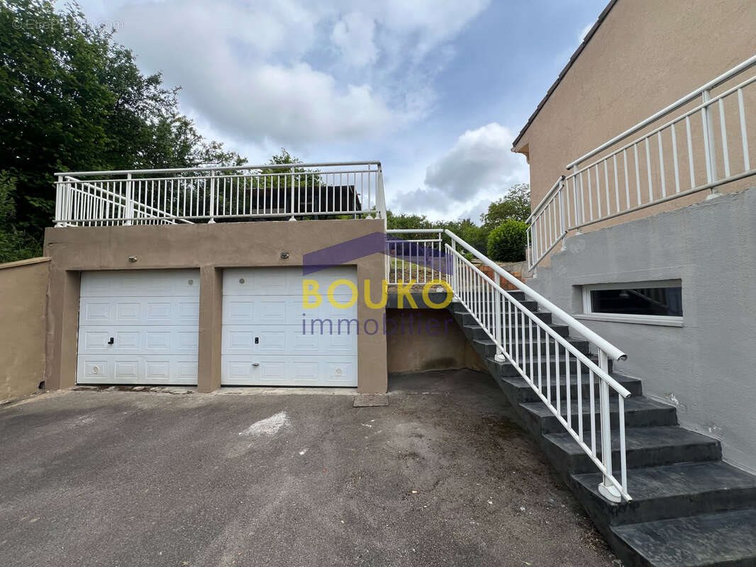 Maison à vendre, 90m², Neuves-Maisons