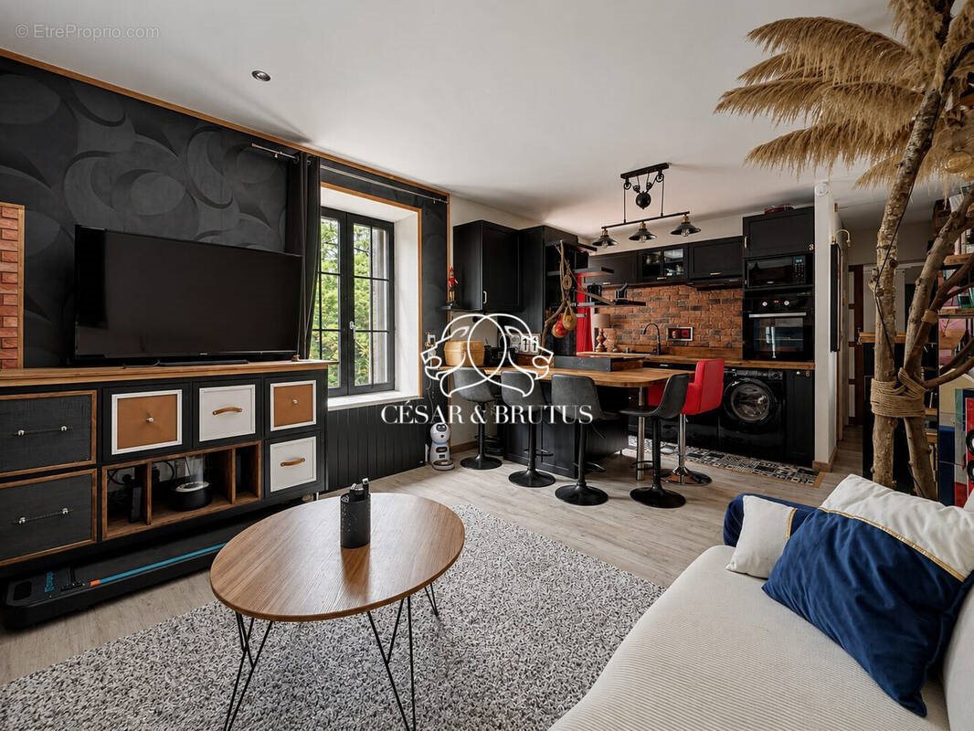 Appartement à vendre, 40m², Pont-Evêque