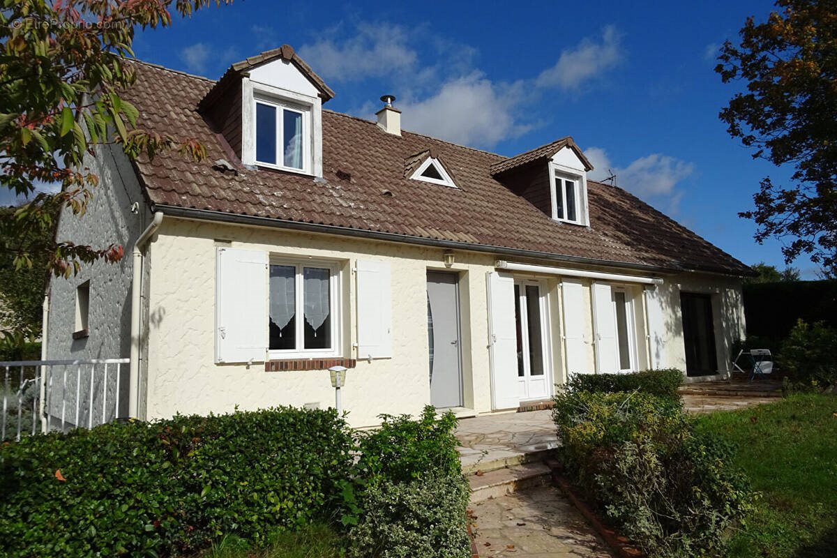 Maison à vendre, 147m², Authon-du-Perche