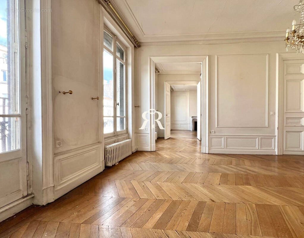 Appartement à vendre, 201m², Clermont-Ferrand