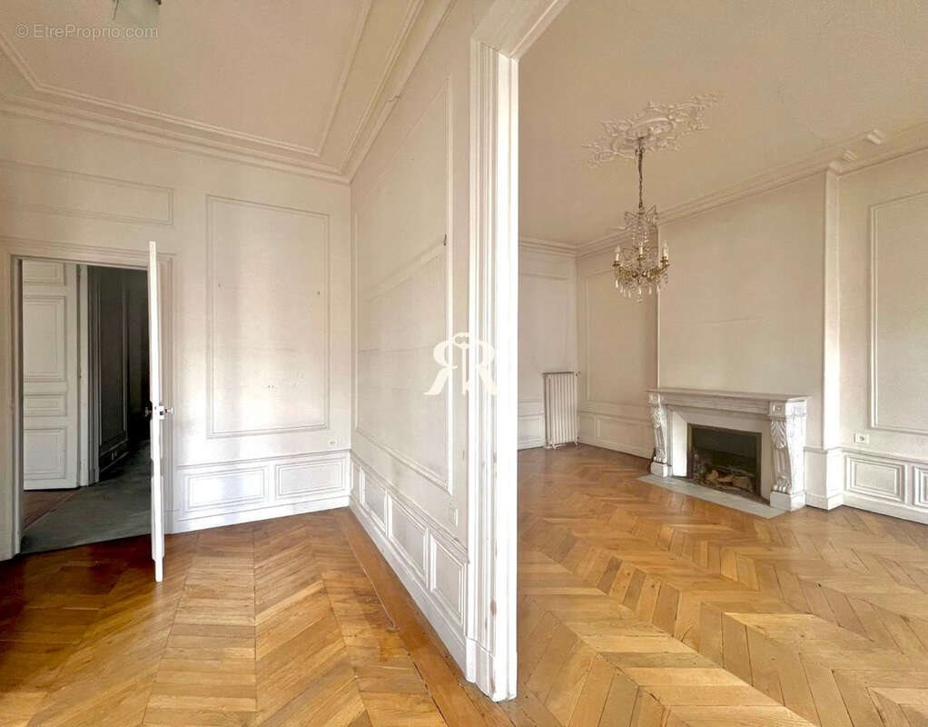 Appartement à vendre, 201m², Clermont-Ferrand