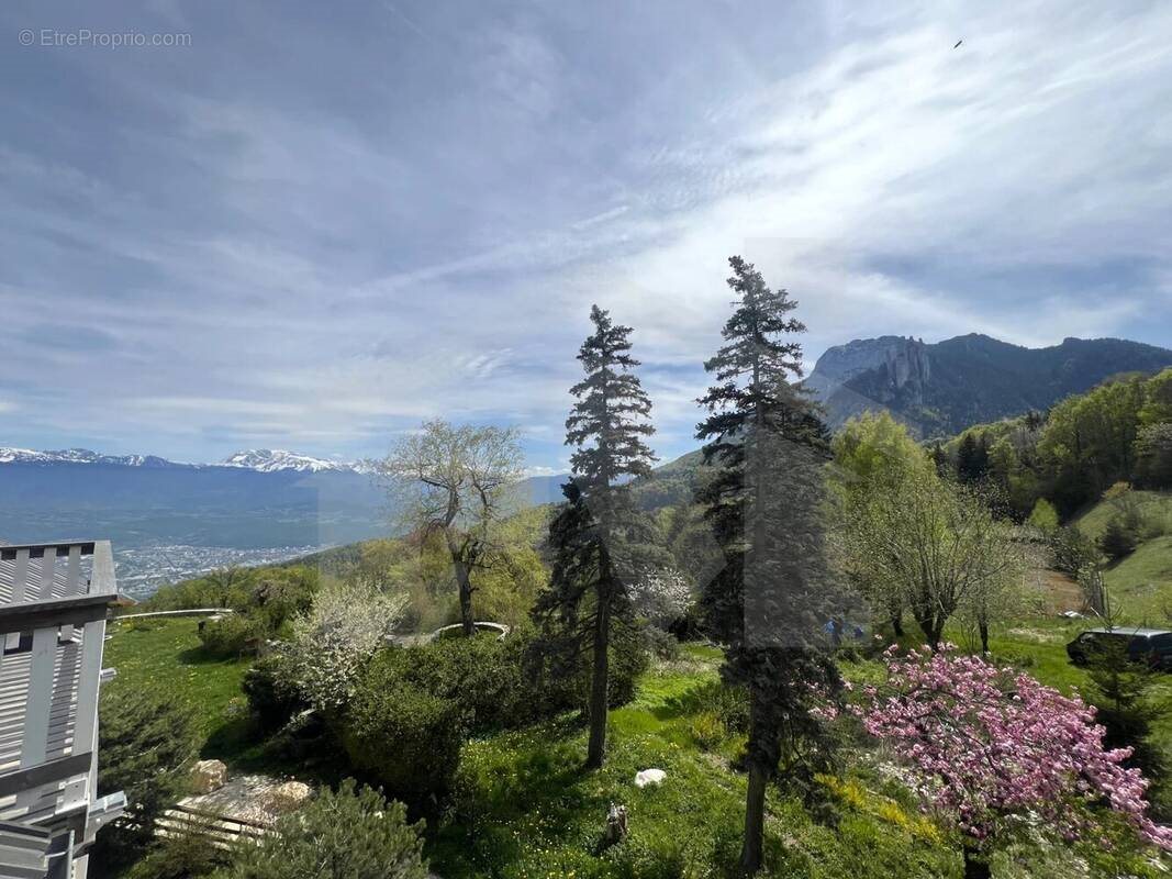Appartement à vendre, 83m², Saint-Nizier-du-Moucherotte