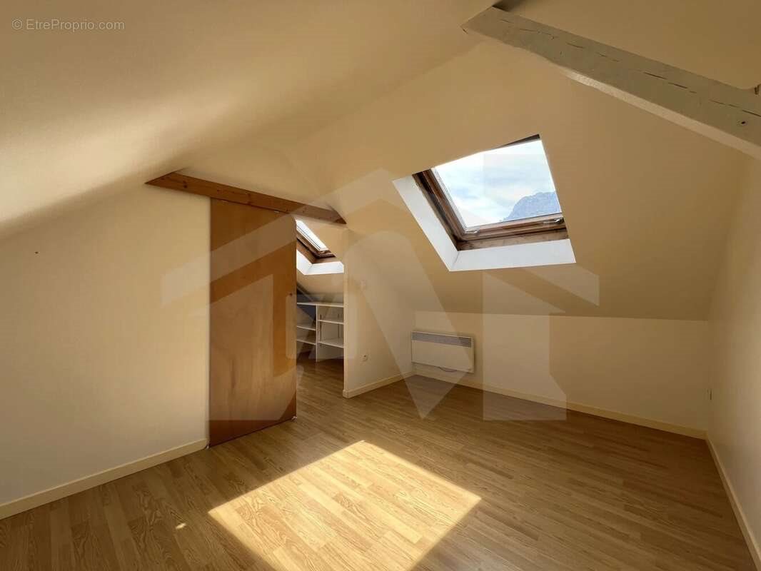 Appartement à vendre, 83m², Saint-Nizier-du-Moucherotte