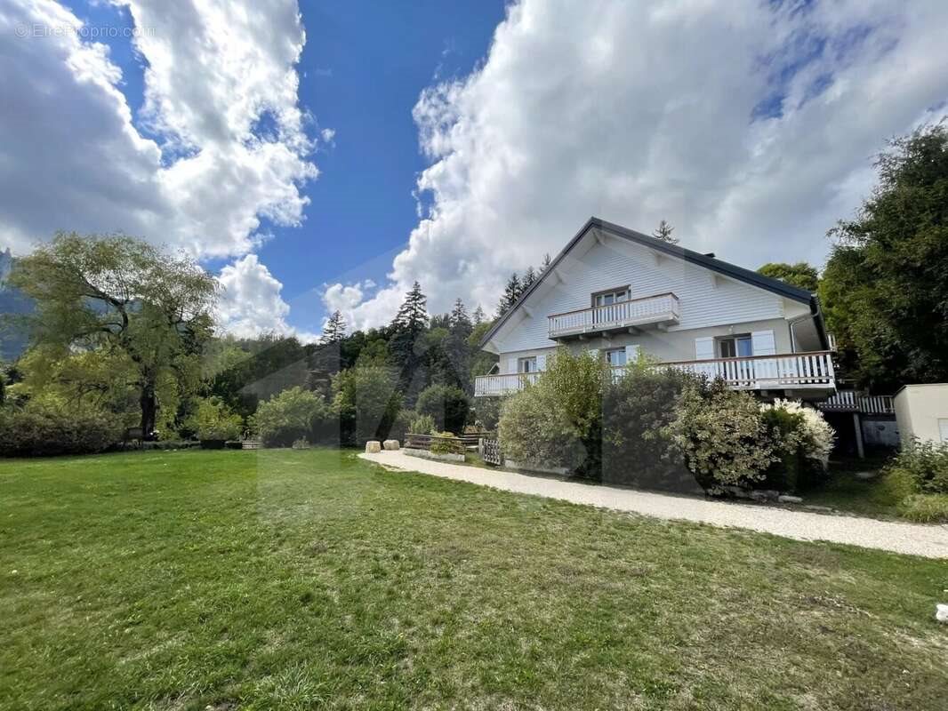 Appartement à vendre, 83m², Saint-Nizier-du-Moucherotte